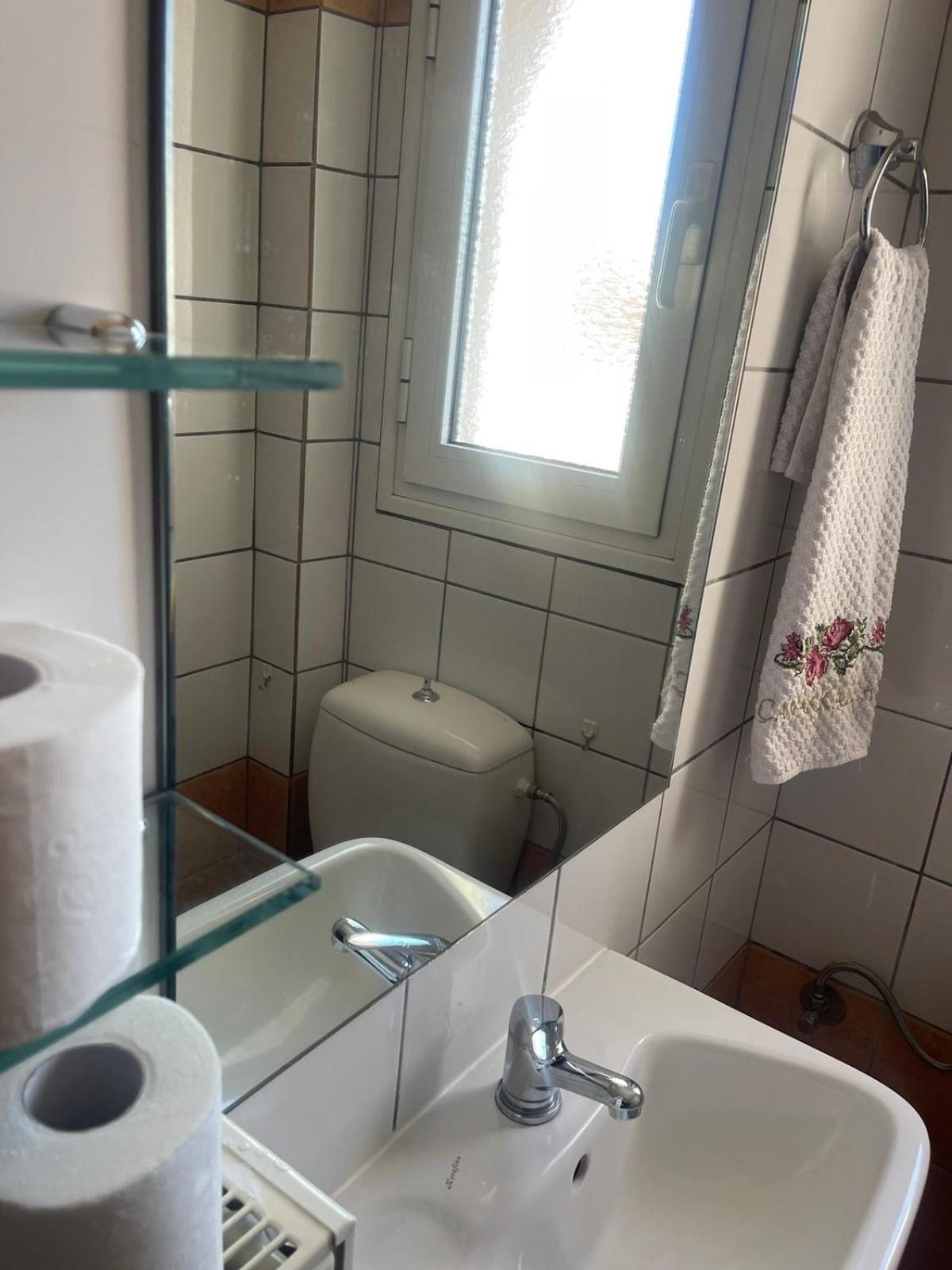 Bright Apartment, Spacious Near The Center ตริกาลา ภายนอก รูปภาพ