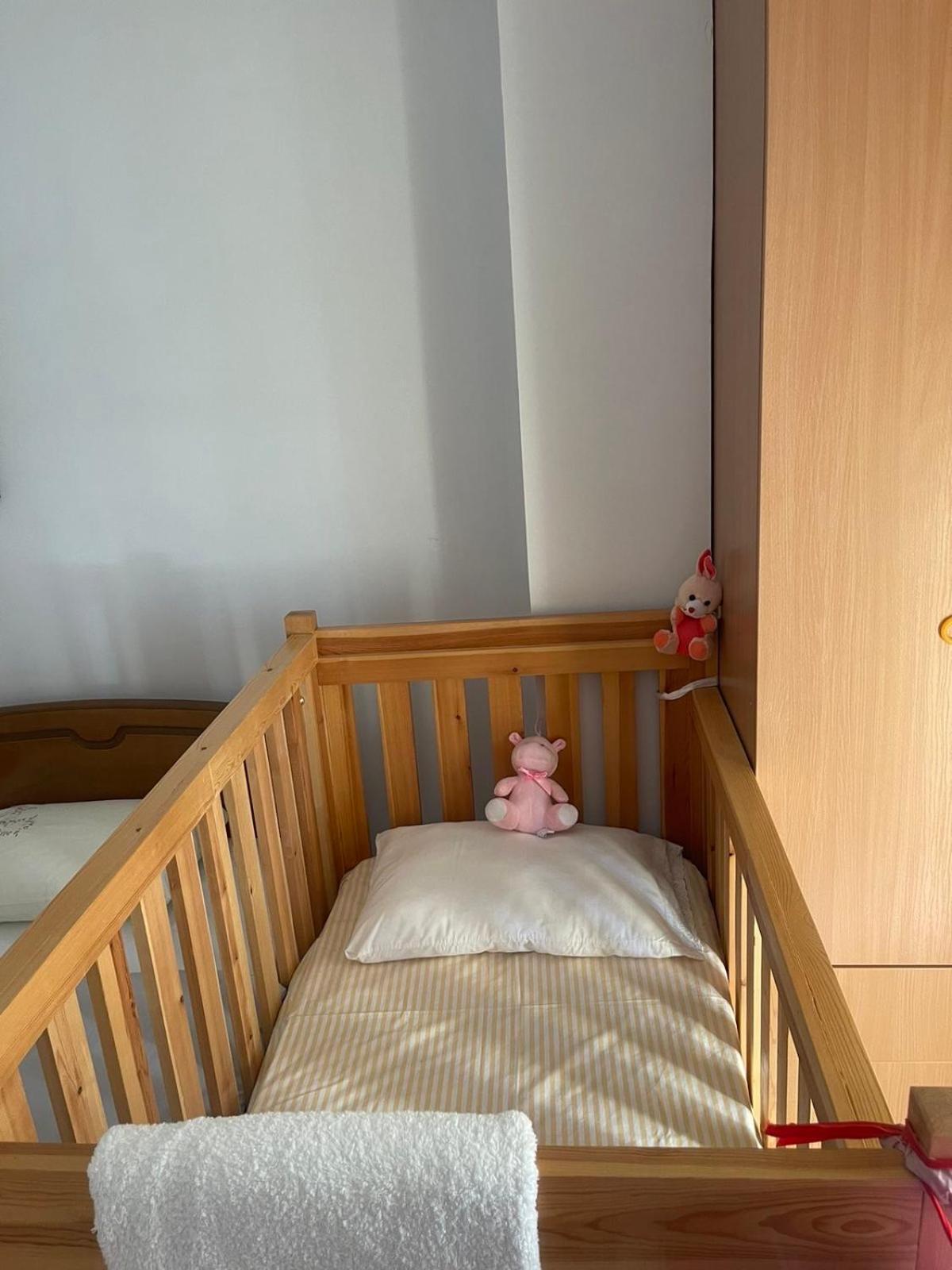 Bright Apartment, Spacious Near The Center ตริกาลา ภายนอก รูปภาพ